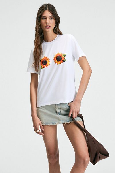 GRIMELANGE Kariva Women's Crew Neck Short Sleeve Front Print Detail Regular Fit White / Pattern T-Shirt