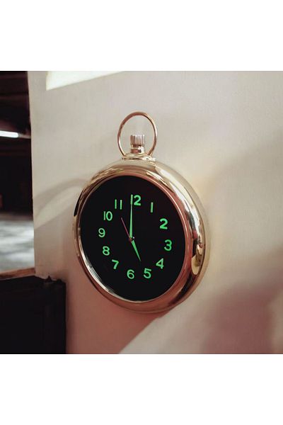 Bahat Glow in the Dark Phosphorescent 3D Relief Figure Gold Color Wall Clock Diameter 33 cm