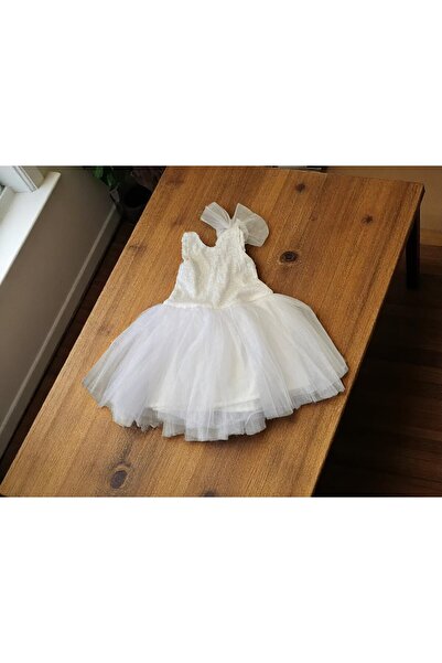 Butik Beyaz Payetli ve Tütü karışımlı Kız Çocuk elbise - Özel Günler ve Kutlamalar İçin