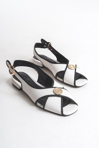 Niloshka Rod White Skin Accessory Women's Sandals