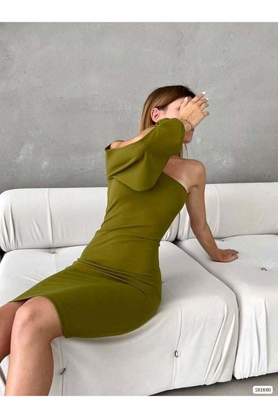 Modafeminen Εισαγόμενο ύφασμα κρεπ με ένα μανίκι ώμου Λεπτομέρεια φόρεμα φιστίκι πράσινο 581880
