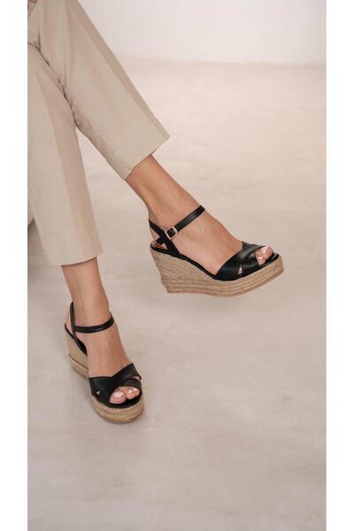 ECENİN BUTİĞİ Kuzma Siyah Hakiki Deri Sandalet