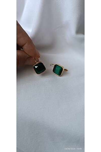 ARİ TAKI Gold&yeşil taşlı kare çelik küpe