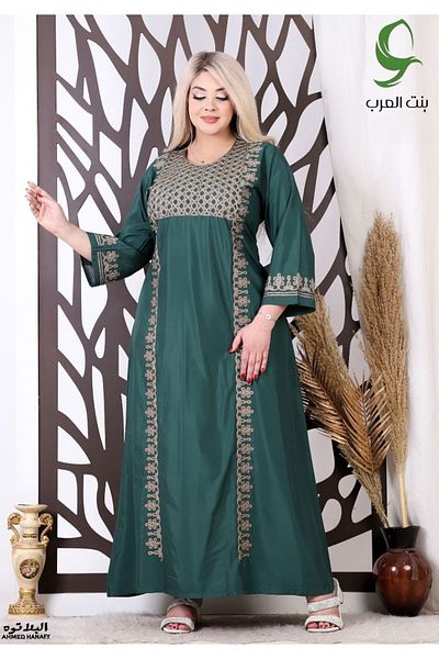 Genrics Embroidered two-thirds-sleeved reception jalabiya made of light and soft Marasi fabric, giving you a feeling of comfort and freshness
