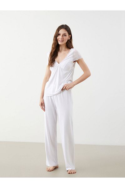 LC Waikiki Set de pijamale de damă cu decolteu în V cu dantelă