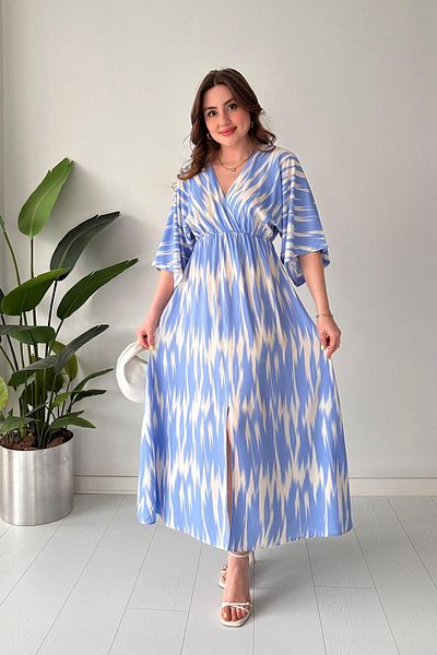 MaziButik Wave Bat Dress Baby Blue