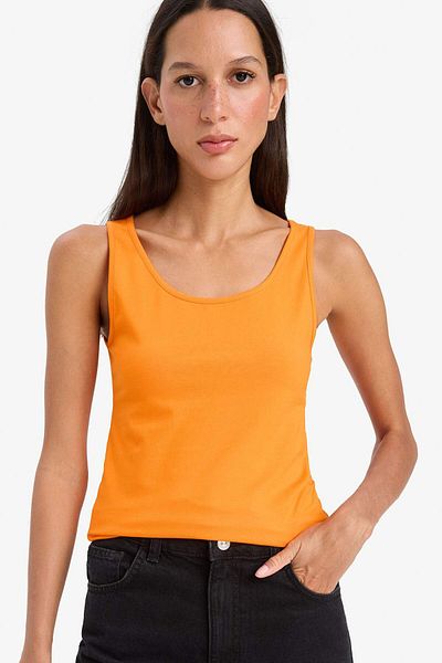 DeFacto Slim Fit Slim Fit Basic Plain Round Neck Undershirt I1059Az25Sm