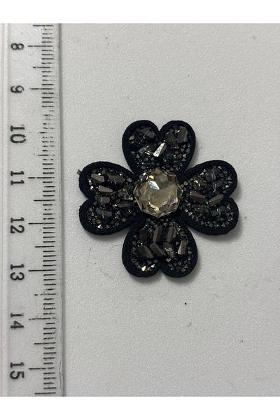BEİLYS COSMETİCS & ACCESSORY Iron-On Shiny Stone Flower Applique Crystal Stone Shoes, Bags and Clothing Accessories