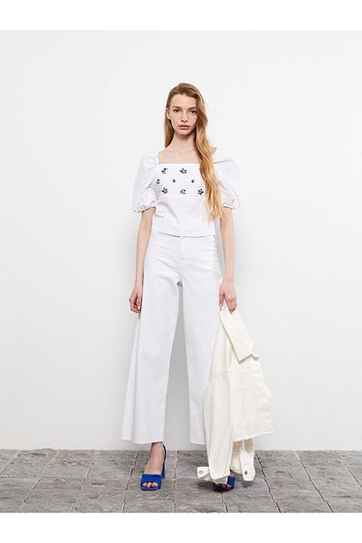 LC Waikiki Square Neck Embroidery Short Sleeve Poplin Women's Blouse (S2)