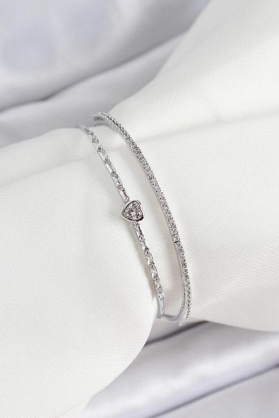AfraBeauty Silver Color Zircon Stone Heart Detailed Women's Bracelet