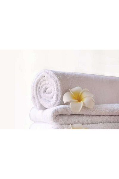 Polska Grupa Tekstylna Corfu Towel Made of High Quality Cotton, 450 Gr/Mp, 70 x 140 Cm, White Color