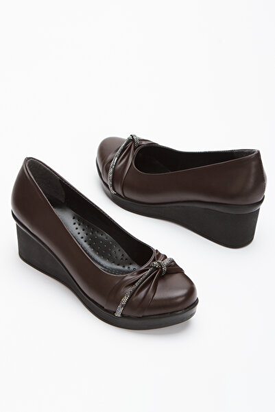 MFT AYAKKABI Stone Embroidered Orthopedic Shoes with Padding Sole