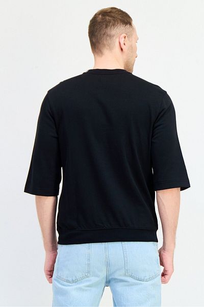 GAP Men Crew Neck Short Sleeves Graphic Print T-Shirt, Black