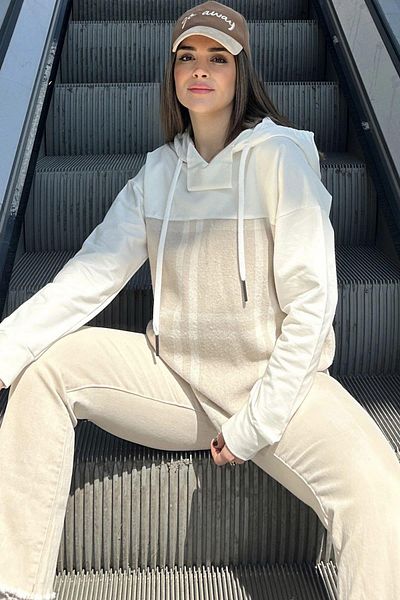 NEW LAVİVA Women's Beige Plaid Sweatshirt - 700-3565