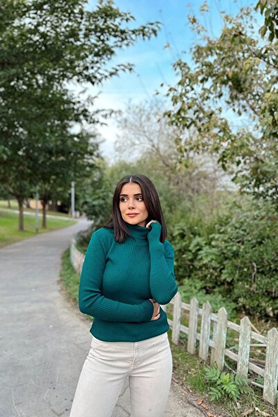 NEW LAVİVA Women's Green Knitwear - 700-K7524