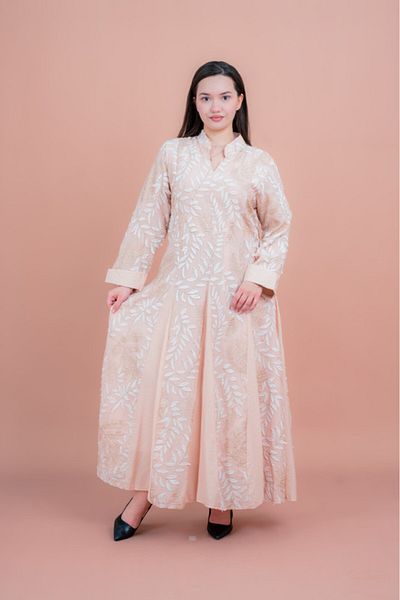 IKKXA Soft Petals Embroidered Jalabiya