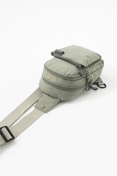 Elnara 6004 Unisex Wrinkle Fabric Water Resistant Multi-Compartment Body Bag