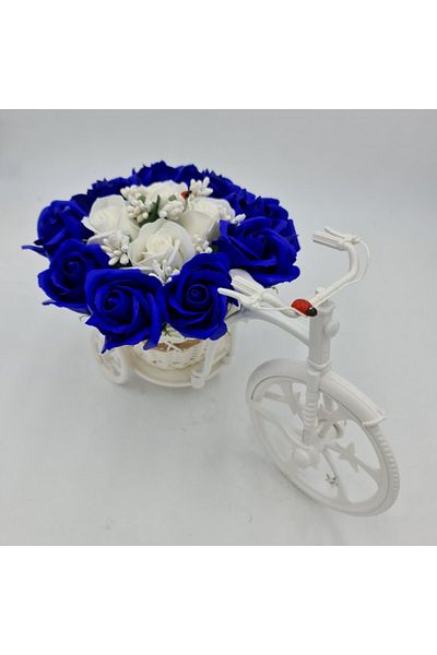 dalimag Aranjament floral trandafiri "Bicicleta cu flori zambarete", flori de sapun, albastru cu alb, 30x17x