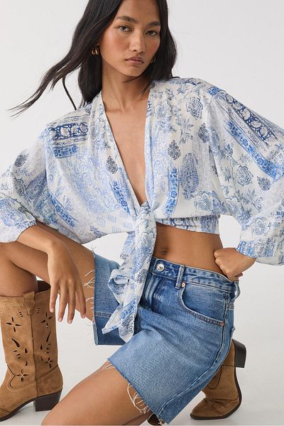 Stradivarius Flowing blouse with knot detail