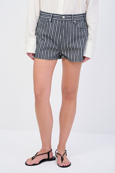 Love My Body Moda Tutkusu Çizgili Denim Şort