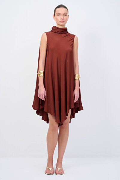 Love My Body Moda Tutkusu Saten Dökümlü Elbise