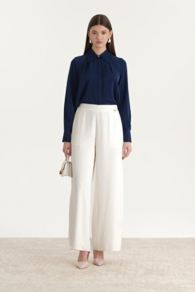 ipekton studio بنطال واسع الساق إكرو