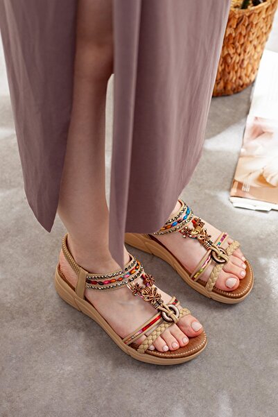 Adım Adım Γυναικεία πέδιλα με τακούνι με λεπτομέρεια από πέτρα