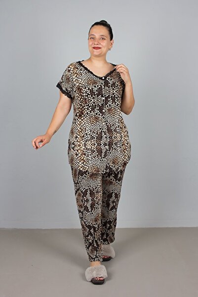 Truva XXL Plus Size Button down Snake Print Pajama Set – Stylish and Comfortable Design