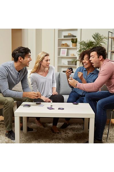 Hasbro Gaming لعبة تابو منتصف الليل