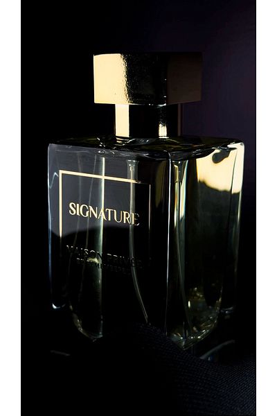 MAISON PRIVEE SIGNATURE by Maison Privée