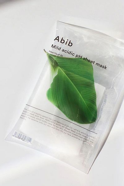 Abib قناع ورقي حمضي خفيف من Abib على شكل قلب - قناع مهدئ بخلاصة أوراق القلب بنسبة 89%