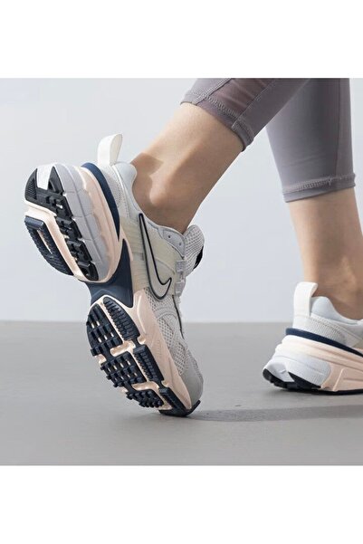 Nike Sportswear V2K Run Unisex Spor Ayakkabı(COOL TREND STORE)