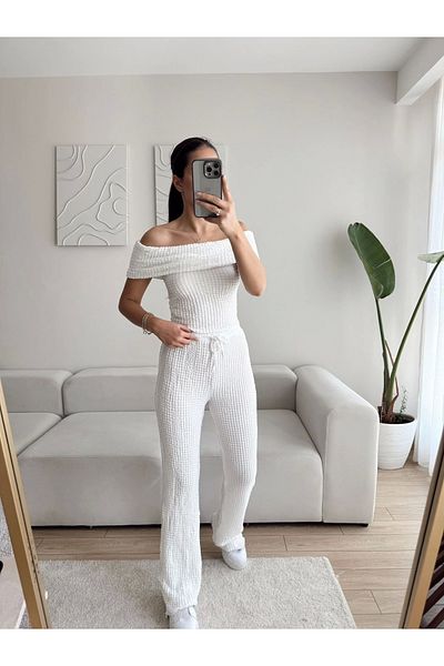 Zoom Butik Madonna Collar Double Suit - White