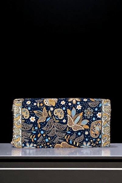 MODA Kadın Etnik Halı Desenli Kumaş Omuz ve El Çantası – Zincir Askılı Şık Tasarım