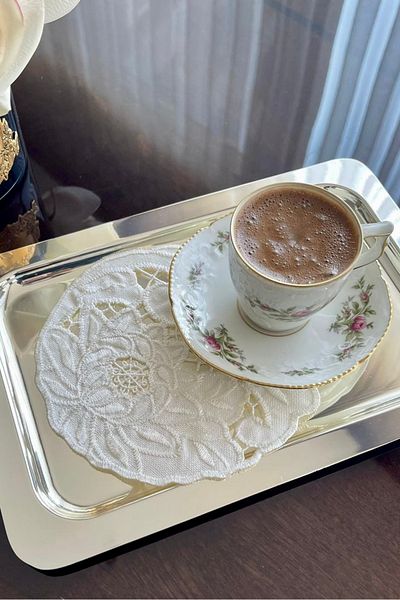 QBR Home 6-Piece Hole Work Embroidered Cocktail Presentation Napkin (6 Pieces) Peony