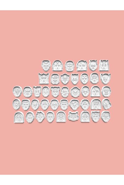 AKTASTORE مجموعة شخصيات سوبر من قالب البسكويت وقالب عجينة السكر 42 شخصية