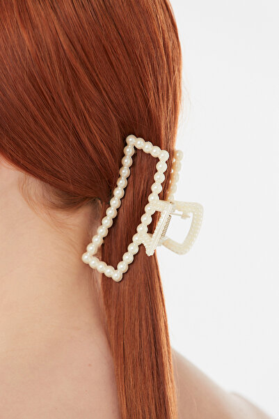 Fulla Moda Pearl Latch Buckle