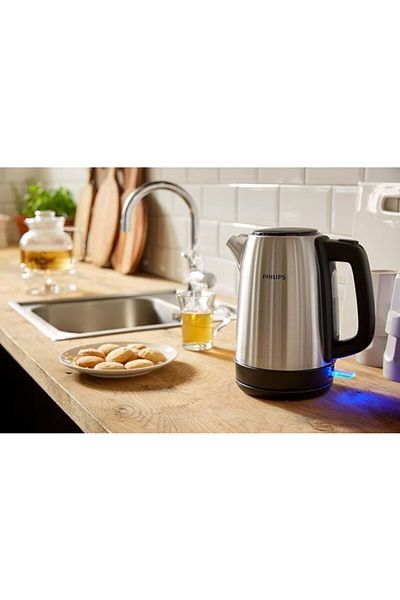 ShopZum Daily Collection Steel Kettle 2200 W 1.7 Lt, Illuminated Indicator, Spring Cover, Fast Boiling