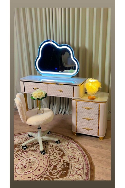 Un تسريحة وطاولة مكياج فاخرة بإضاءة LED وتصميم أنيق مع مرآة غيمة وكرسي مريح