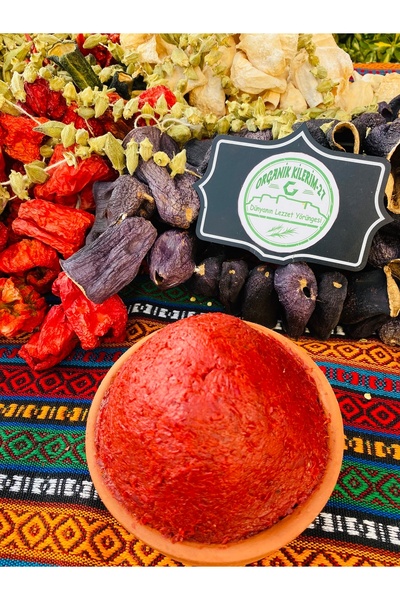 Organik Kilerim 27 Gaziantep Tatlı Güneş Kurusu Biber Salça 1 Kğ