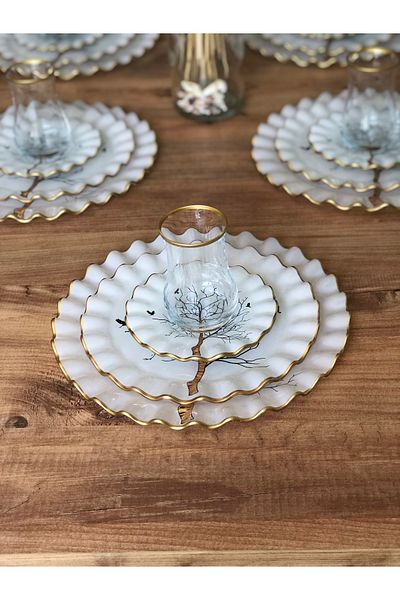 B&M Tree Patterned Curved 24 Piece Breakfast Set