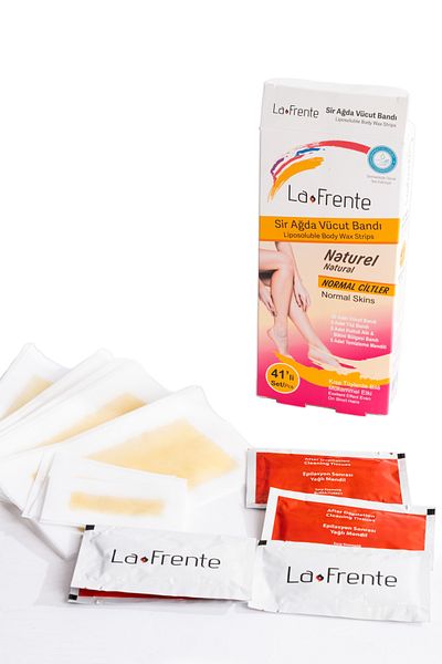 LA FRENTE Set of 41 Wax Bands for Normal Skin