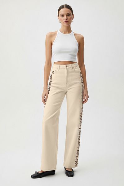 Trendyol Collection Ecru Embroidered High Waist Wide Leg Jeans Twoss25Je00212