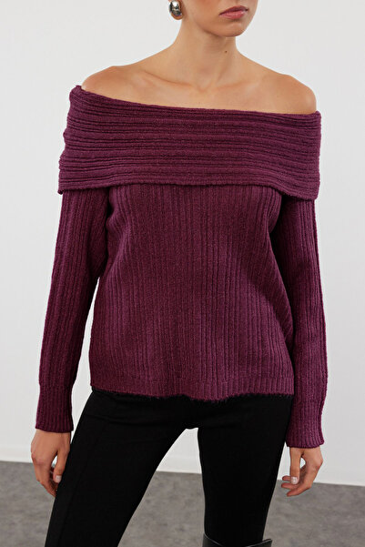 Trendyol Collection Burgundy Soft Textured Carmen Collar Knitwear Sweater Twoaw25Kz00076