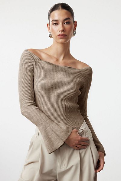 Trendyol Collection Mink Carmen Collar Knitwear Sweater Twoaw22Kz2218