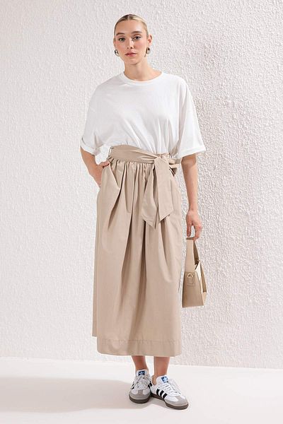 Trendyol Modest Μπεζ χωρίς επένδυση απλή υφαντή ζώνη με λεπτομέρεια Hijab φούστα TCTSS25EE00021