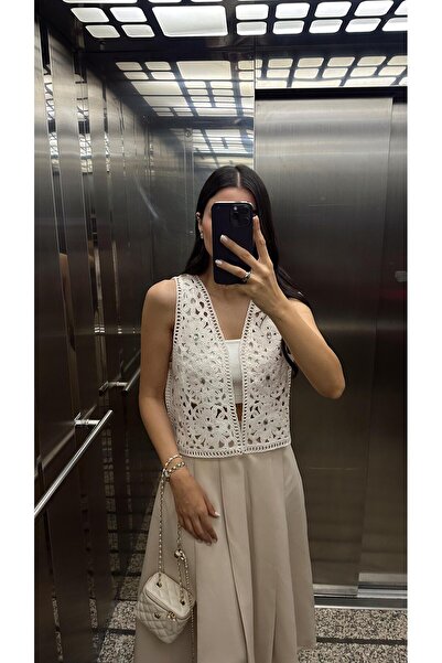 HAZELANNA سترة أنيقة بتفاصيل حجرية