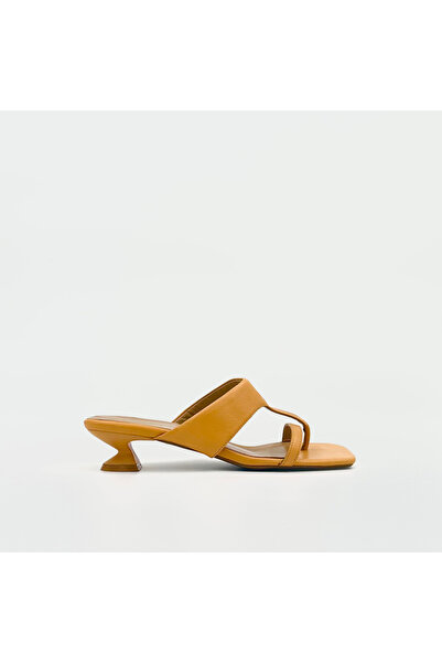 Folle Hakiki Deri Hardal Sarısı Parmak Arası Topuklu Terlik