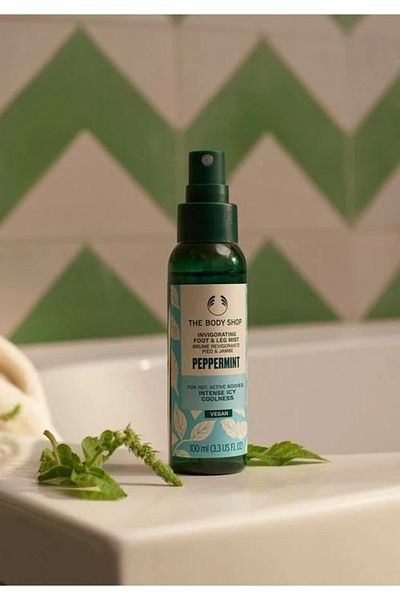 THE BODY SHOP PEPPERMINT COOLING FOOT SPRAY