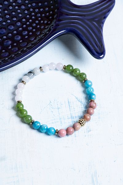 Deniz Doğal Taş Certified Bronzeite, Hematite, Apatite, Jade, Moonstone and Rutile Quartz Taurus Bracelet